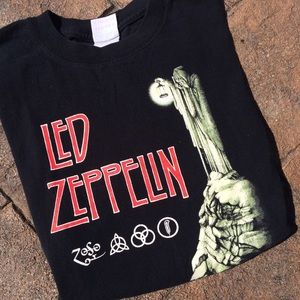 SOLD Led Zeppelin T-Shirt