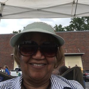 Meet your Posher, Carolyn