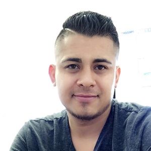 Meet your Posher, Carlos