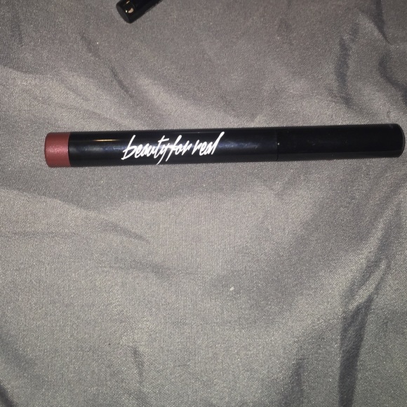 Beauty for real shadow stx