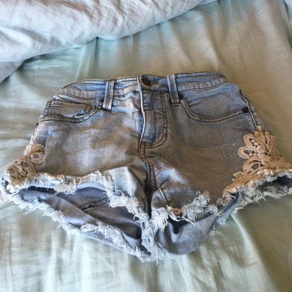 Light wash jean shorts