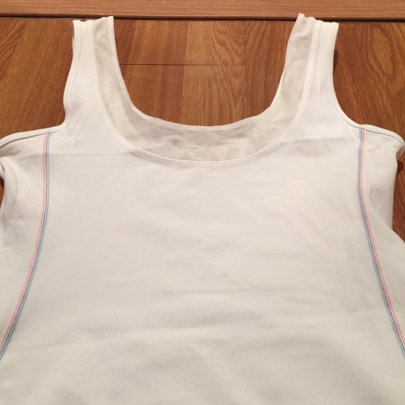 Very Fun White Basic Tank - image 2