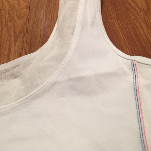 Very Fun White Basic Tank - image 3