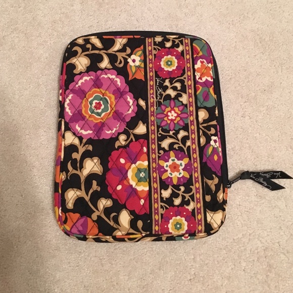 Vera Bradley Sleeve