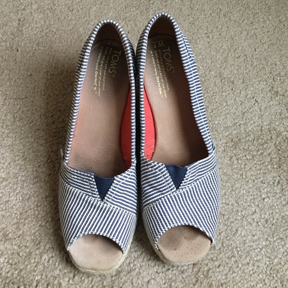 TOMS Peep Toe Striped Wedges