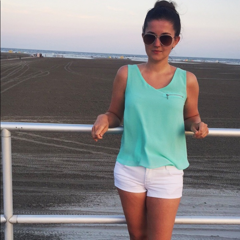 Meet your Posher, Oksana