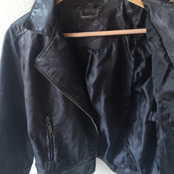 Faux leather jacket - Picture 2 of 4