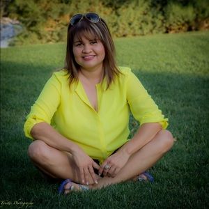 Meet your Posher, Edelmira