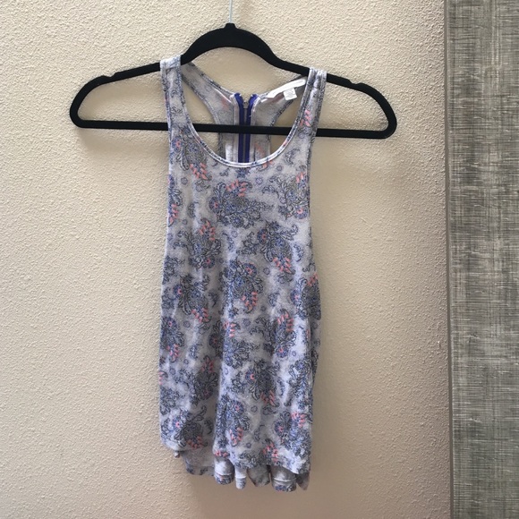 American Eagle top