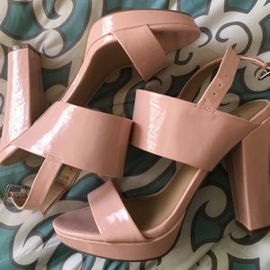 BLACK FRIDAY SALE Report baby pink heels size 9