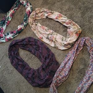 4 infinity scarves