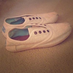 TOMS Canvas Flats