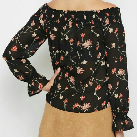 Floral Off-Shoulder Top By Sadie Robertson x Wild - Picture 2 of 3