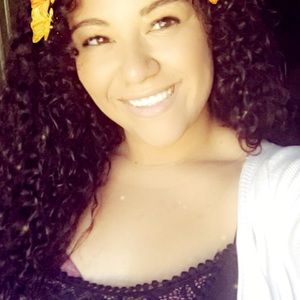 Meet your Posher, Joy