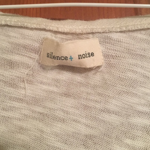 Silence and Noise tank - Picture 3 of 3