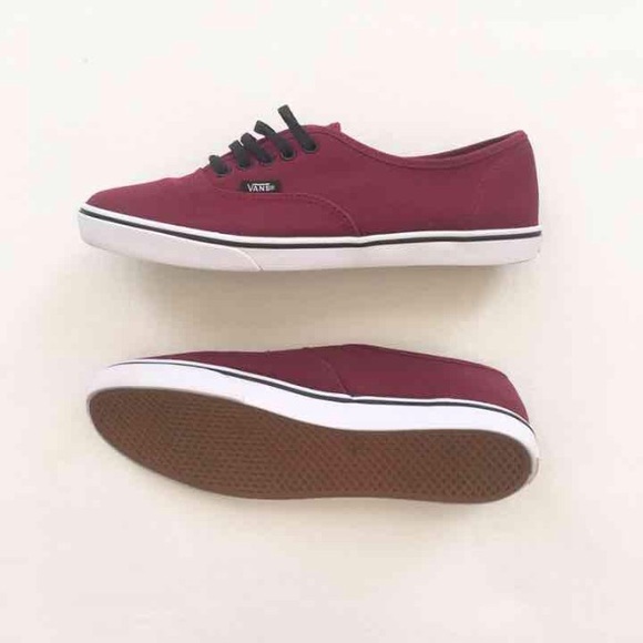 Vans Shoes - NIB Maroon Burgundy VANS Sneakers Vans Shoes - NIB Maroon Burgundy VANS Sneakers