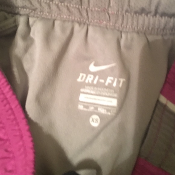 Pink Nike shorts - Picture 3 of 3