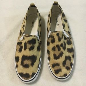 H&M Divided Slip-on Cheetah print Sneakers
