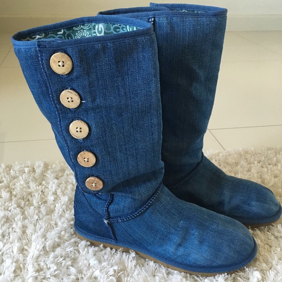 UGG Lo Pro Button Boots