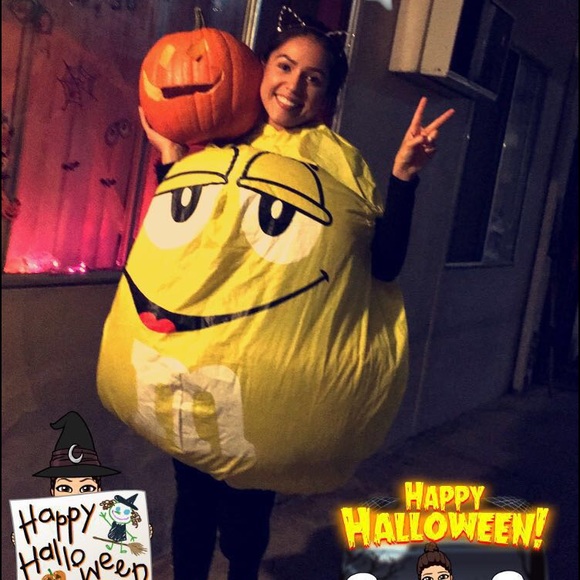 Costume