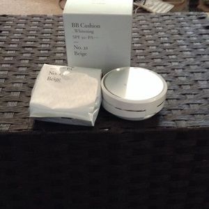 Laneige bb cushion 21 beige.