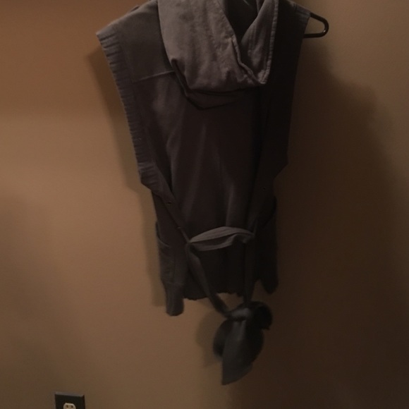 Hoodie vest - Picture 4 of 4