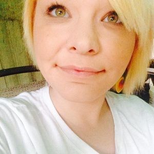 Meet your Posher, Rebbecca