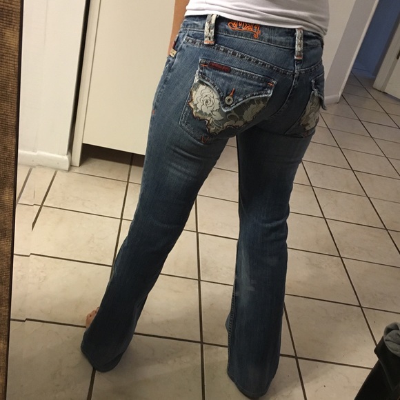 Miss Me Denim - USED MISS ME BOOT CUT LACE DETAILS, GORGEOUS!