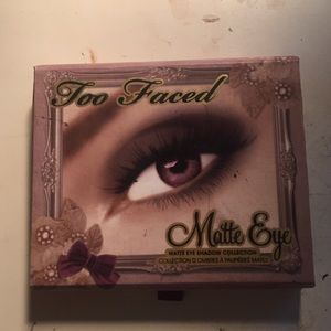 Used too faced Make up pallet