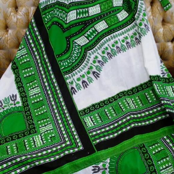Skirts - Picture 2 of 3