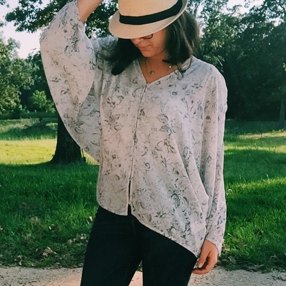 🎁SALE🎁Floral blouse | Kut from the Kloth