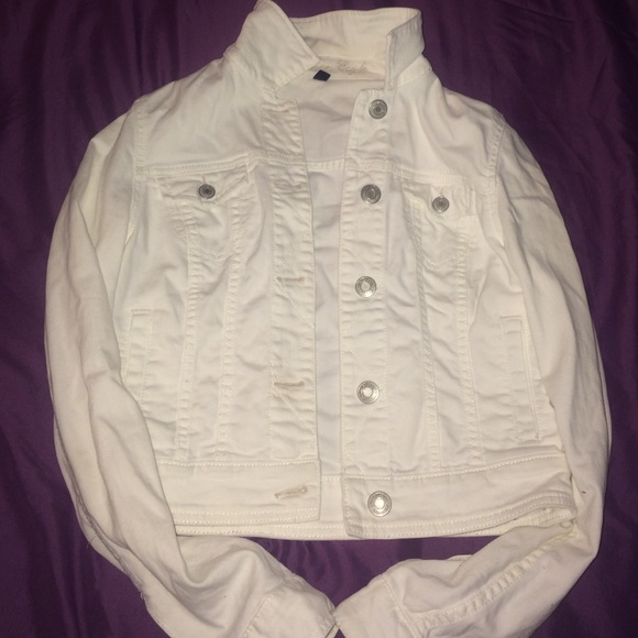 white jean jacket