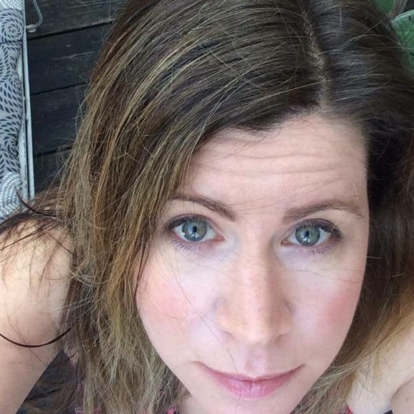 Hi! I'm Tracy. Explore my fun & eclectic closet! - Picture 4 of 5