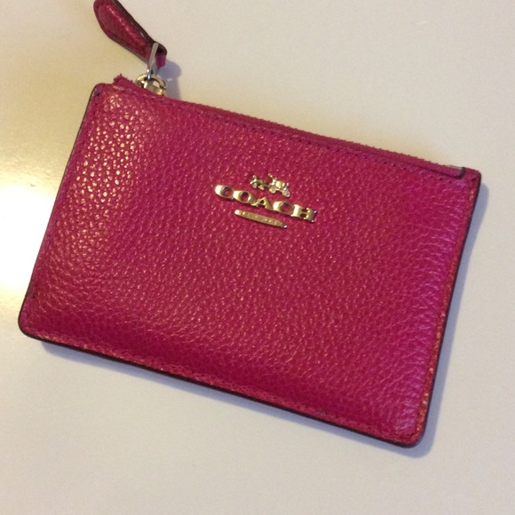 Coach ID Mini Wallet! 💋