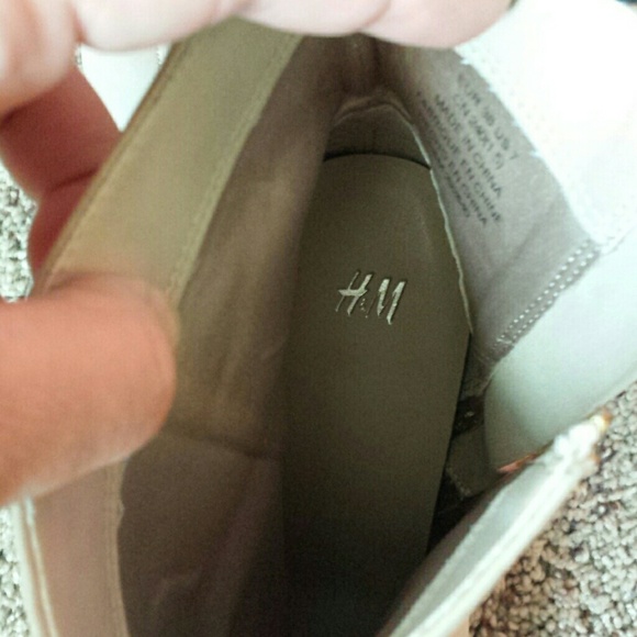 H&M booties. - Picture 3 of 4