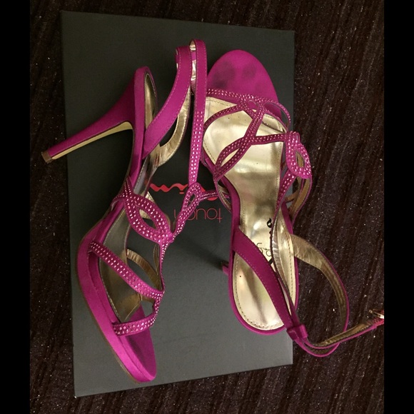 Touch of Nina- Rylee (Fuschia)