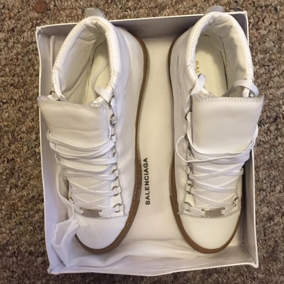 Balenciaga Sneakers - Picture 2 of 3