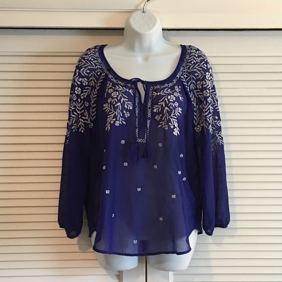 American Eagle Peasant Top