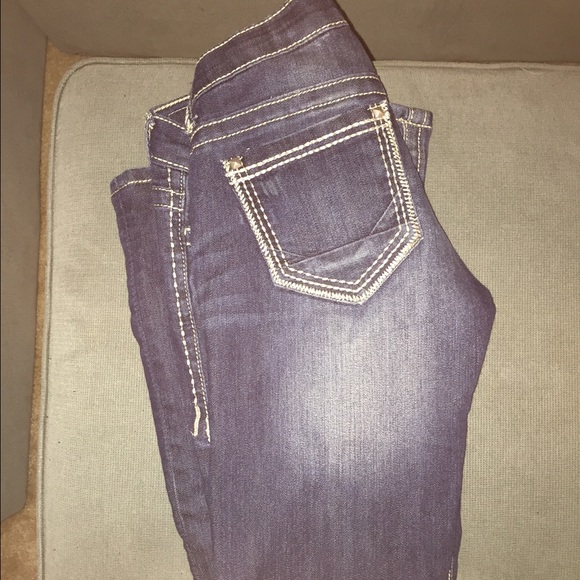 Day trip jeans from the buckle - Picture 1 of 3