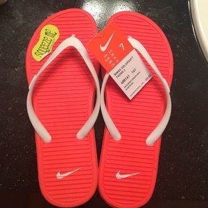 WOMENS NIKE THONG SANDALS