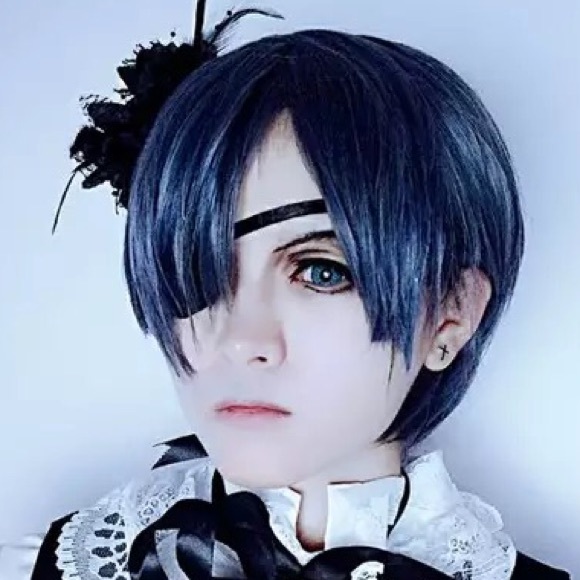 Short cosplay wig Halloween blue mixed grey