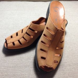Romika tan suede sandals