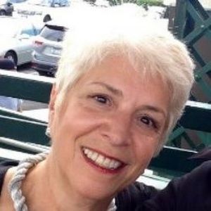 Meet your Posher, Camille