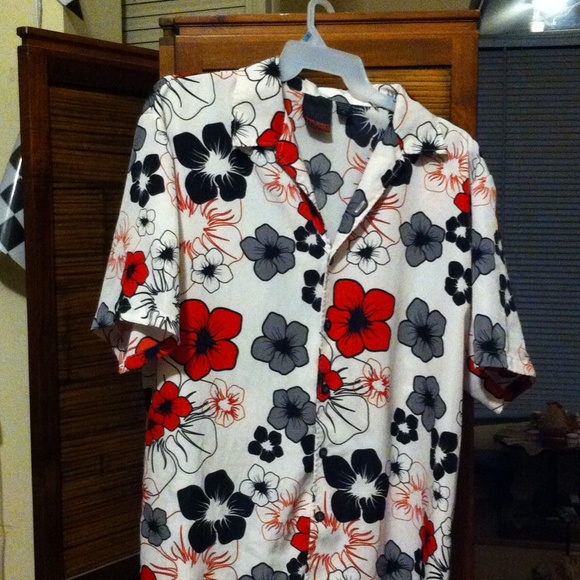 Men's Hawaiian shirt