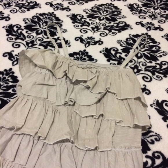 Gray, Ruffled Hollister Tank