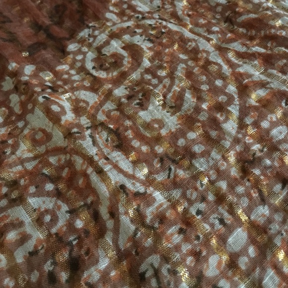 🌻Brown Paisley Print Scarf - Picture 4 of 4