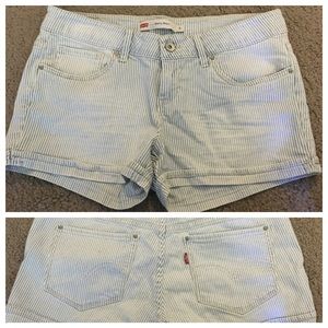 Levi stripped shorts