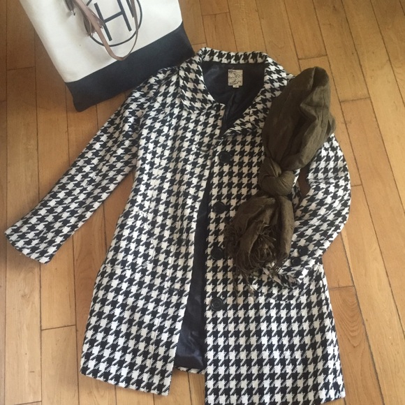 ✨Sale!✨Houndstooth Fall Coat