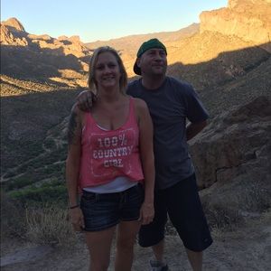 Meet your Posher, Joy