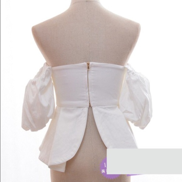 New white off shoulder top - Picture 3 of 4